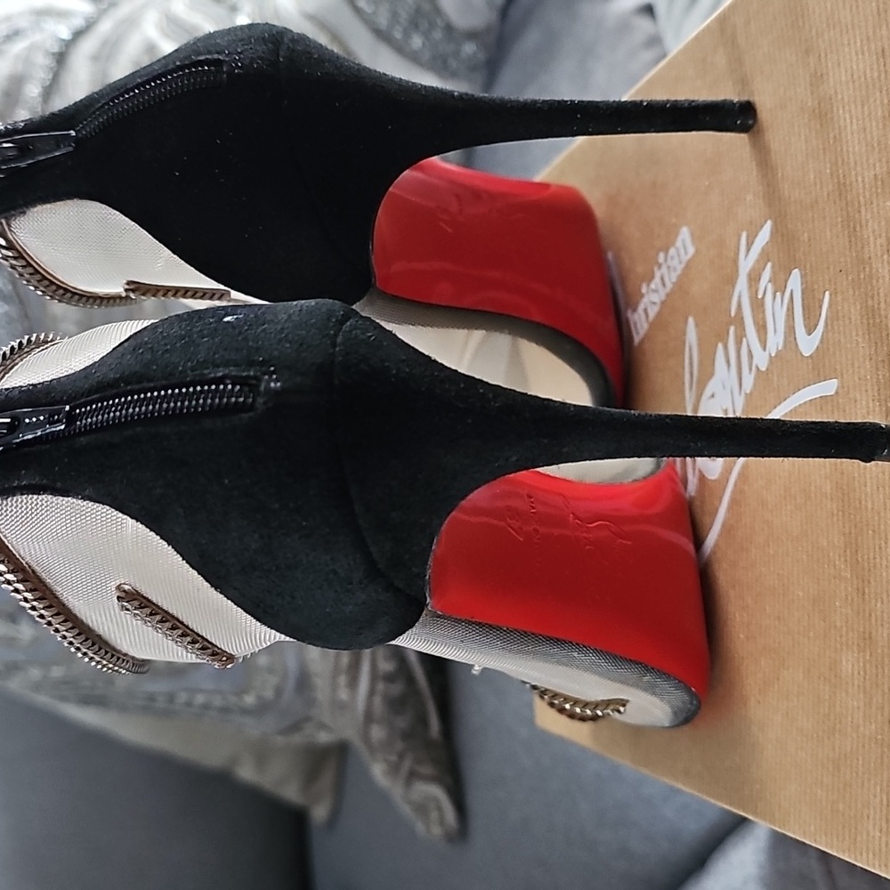 🔴 Christian Louboutin Signifiamma Mesh Booties - Picture 5 of 10